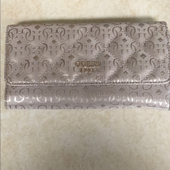 Guess Handbags - Guess wallet new with tags
